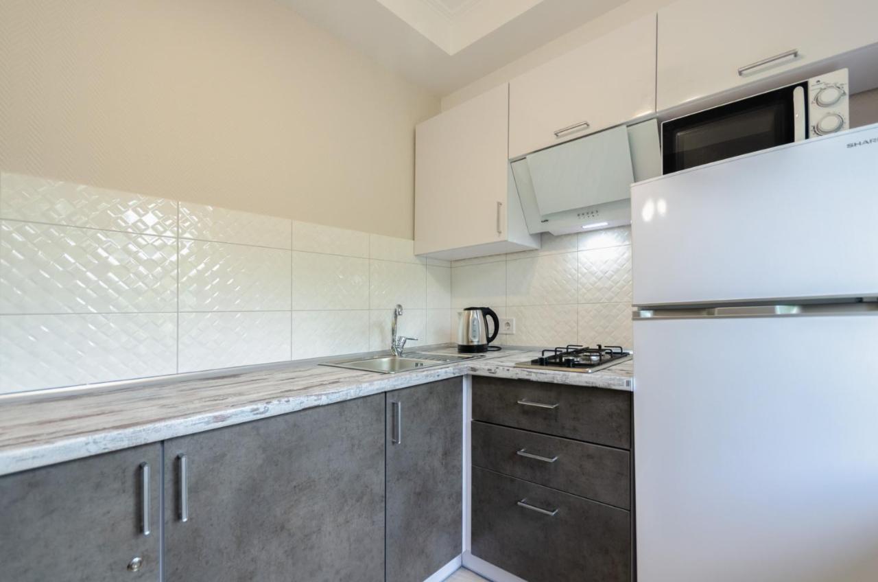 Artal Apartment On Obolonsky Avenue 16 Kiev Exterior foto